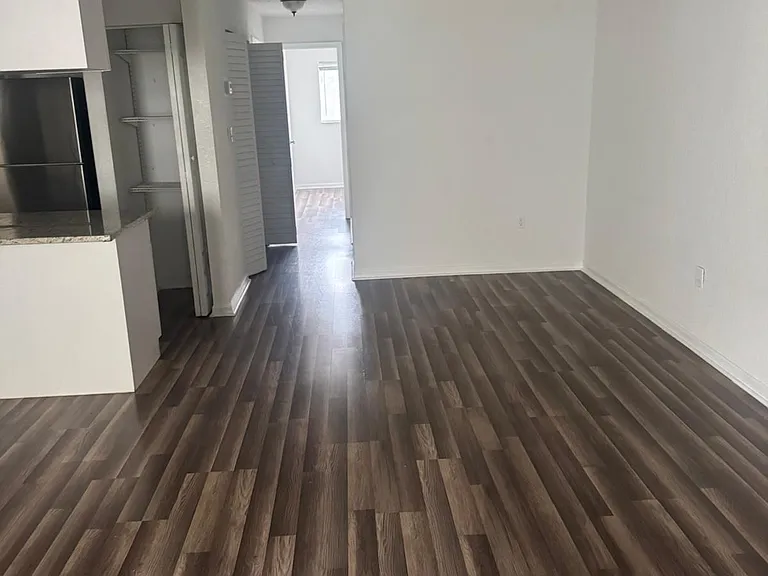 111 N Pearl St #113-3D — Photo 8