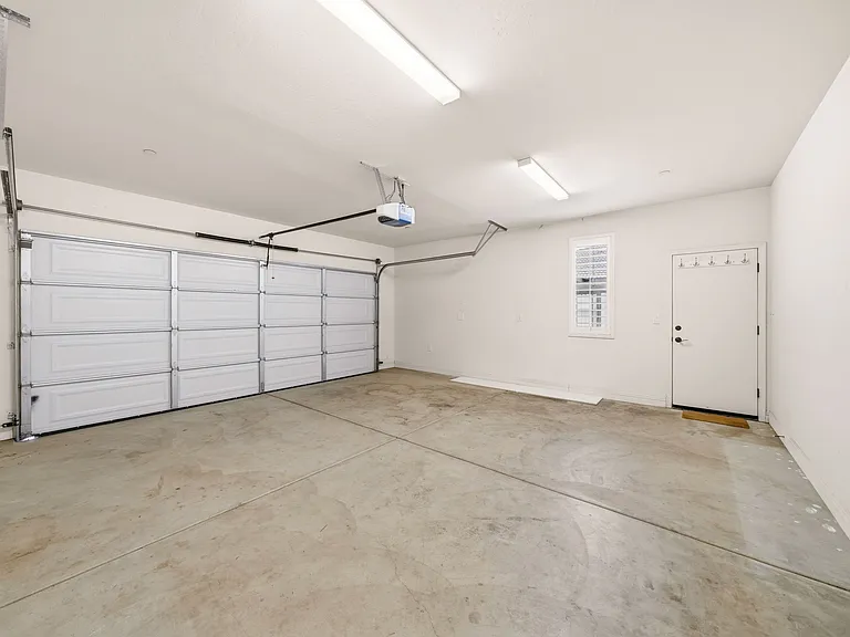 7303 Whiskey Creek Dr — Photo 38