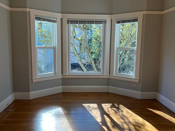 5th image of 3725 California St APT 2