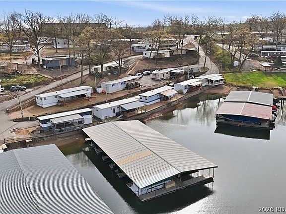 5th image of 128 Betlo Park Dr