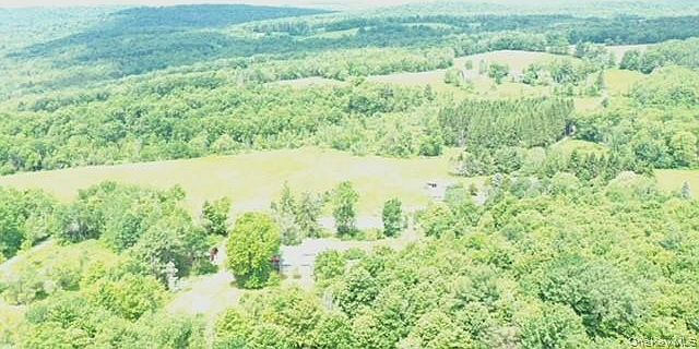 1st image of 624 County Road