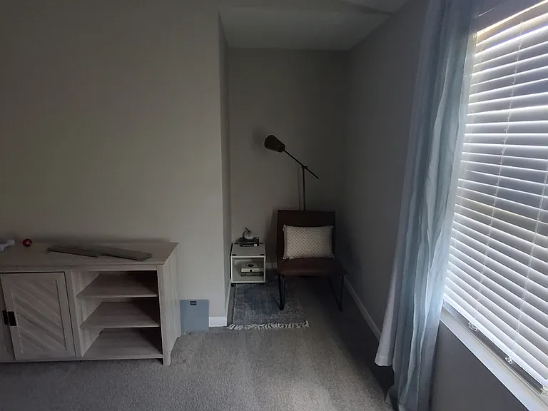 2137 Belmont Cir — Photo 19