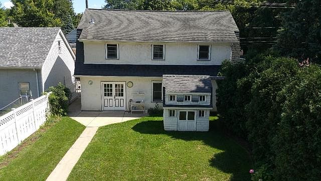 2nd image of 31 Franklin Ave