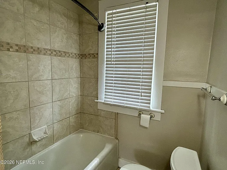 1556 Dancy St — Photo 13