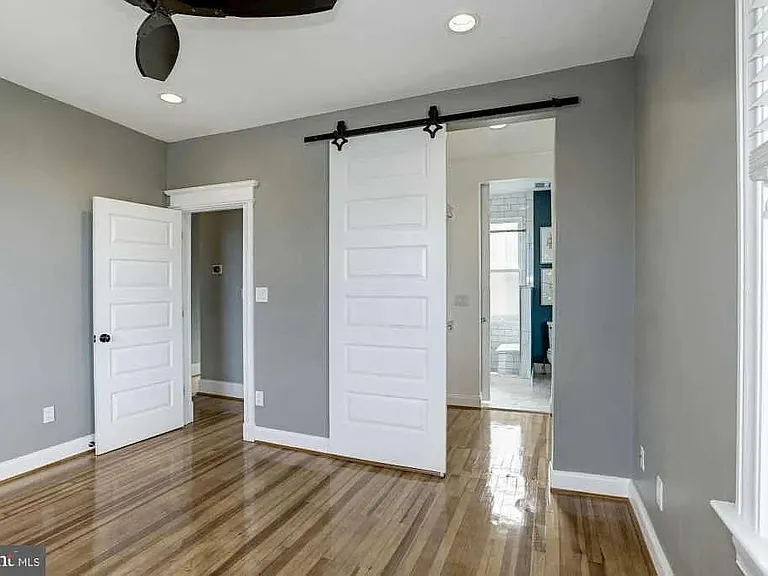 1732 N Veitch St — Photo 20