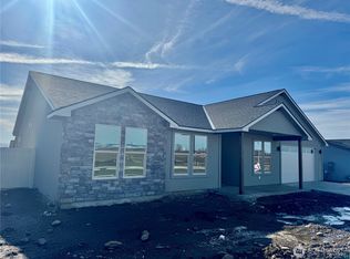 104 E Ian Ave, Ellensburg, WA 98926