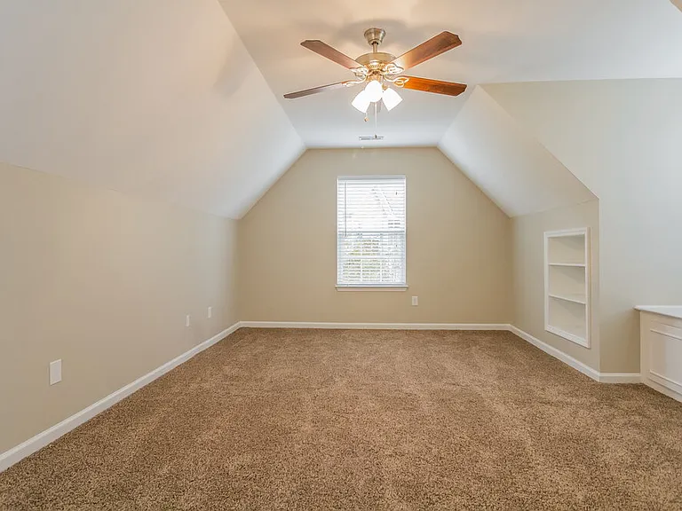 1716 Carlyon Ct — Photo 12