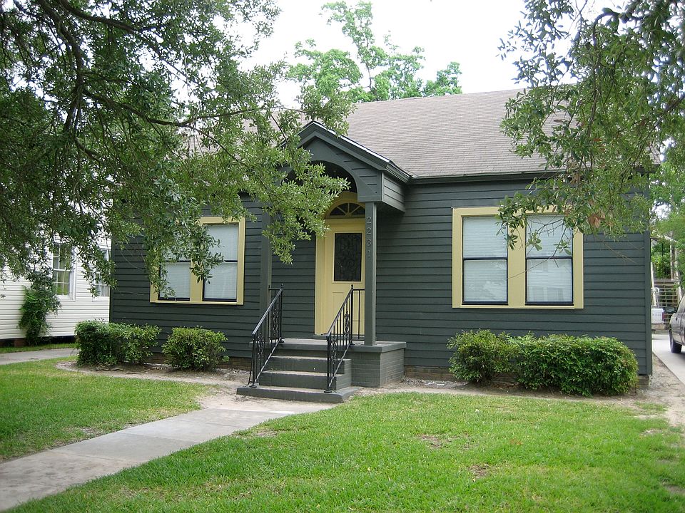 1st image of 2231 Long St