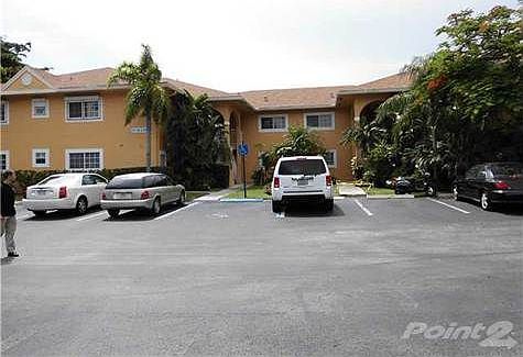 1st image of 811 SE 4th Ave #203C