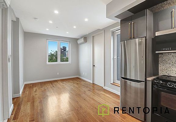 2nd image of 842 Flushing Ave #5G