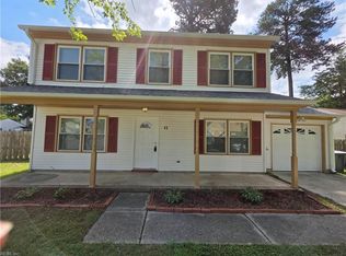 11 Lake Walk Xing, Hampton, VA 23666