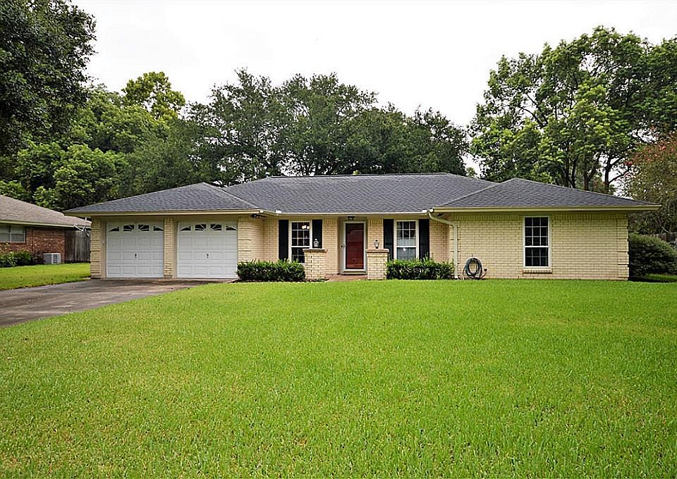 1st image of 110 E Wildwinn Dr