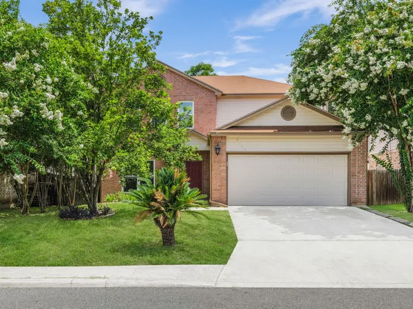 9323 Bowen Dr, San Antonio, TX 78250