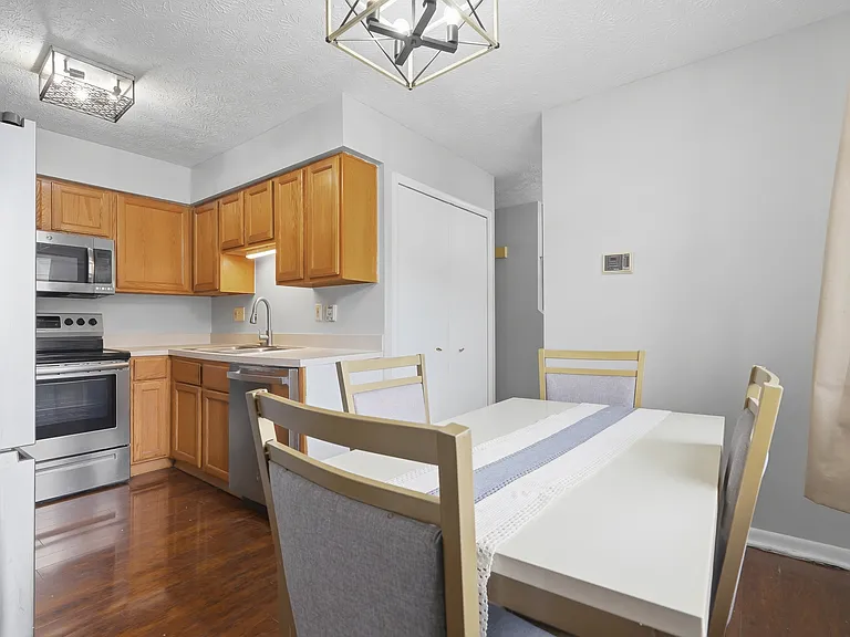 1326 Aarons Way #27 — Photo 31