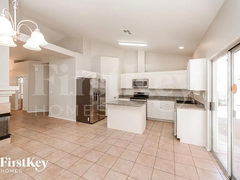 3016 Myrtle Creek Ct — Photo 5