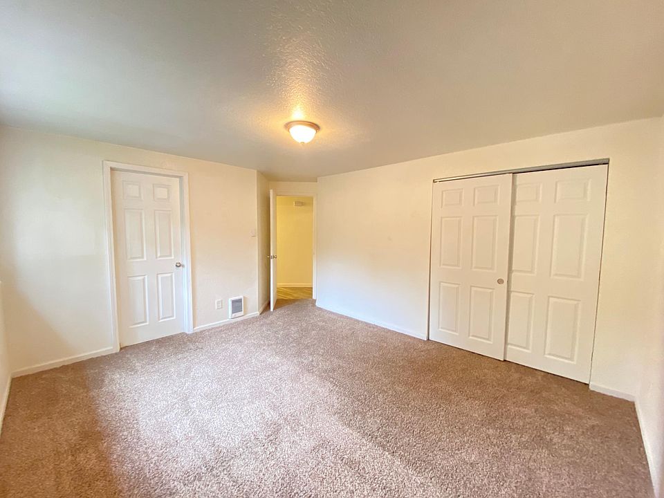 1st image of 2625 Lincoln Way APT E20