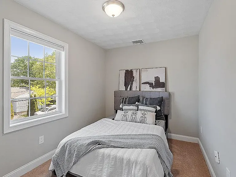 25 Hopkins St #2 — Photo 15