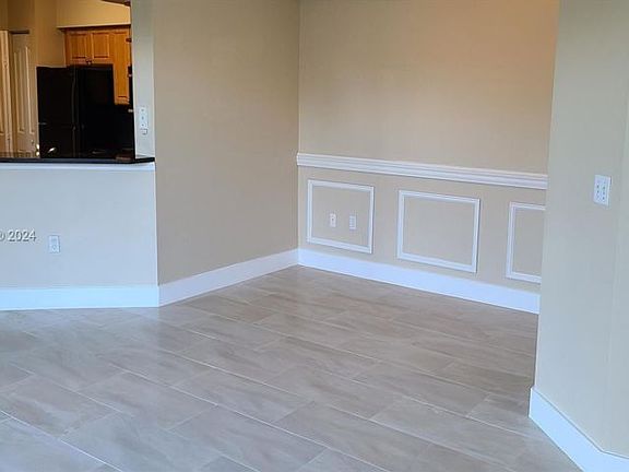 2nd image of 2032 Alta Meadows Ln APT 1111