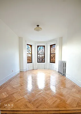 Rented by MNS | media 14