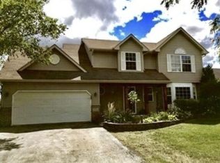 2714 Wake Island Dr, Joliet, IL 60435