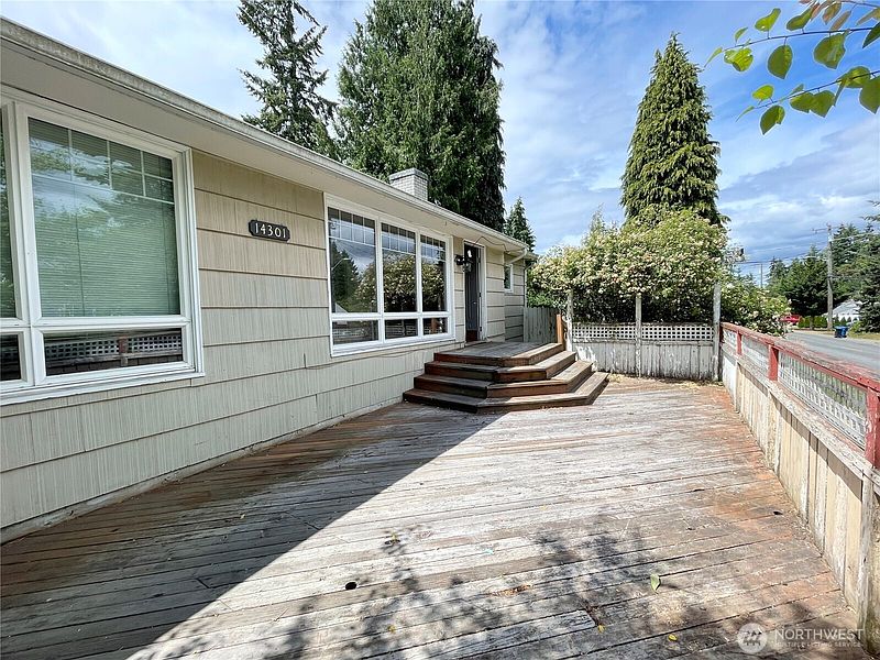 2nd image of 14301 Meridian Avenue N
