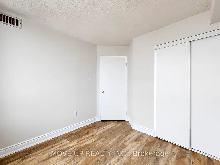 5 Greystone Walk Dr #1511 — Photo 27
