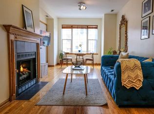2029 W Superior St APT 1, Chicago, IL 60612