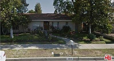 1st image of 23645 Oxnard St