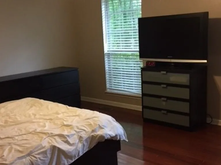 1517 Kessel Dr — Photo 5