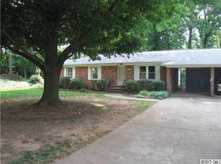 4630 Woodlark Ln, Charlotte, NC 28211