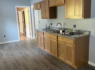 7 Bush St #1, Westfield, MA 01085
