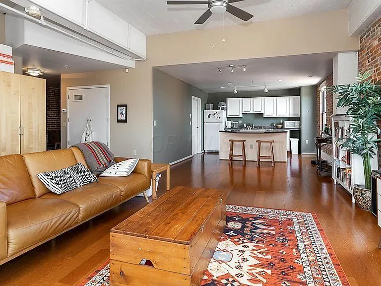 432 E Rich St #4E — Photo 3
