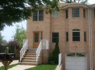 456 Beach Rd #1, Staten Island, NY 10312