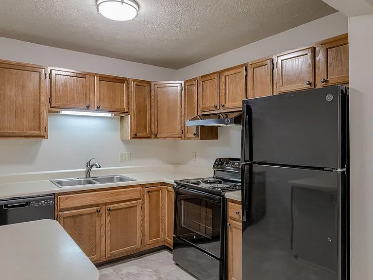 5230 Leighton Ave #2 — Photo 3