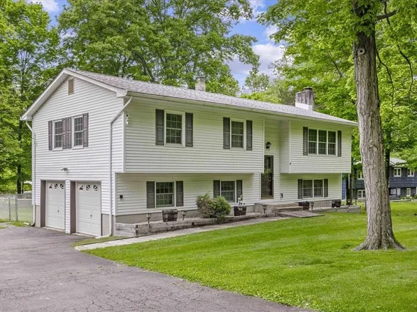 225 Woodcock Mtn Road, Washingtonville, NY 10992