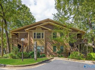 2134 Greenwood Pl SW #25-D, Huntsville, AL 35802