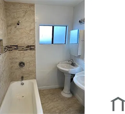 2 bed, 1000 sqft, $2,595 — Photo 3