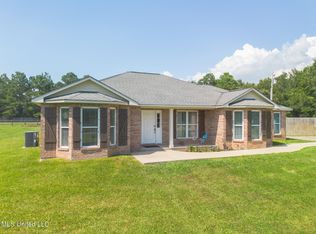 23516 Enchanted Ave, Pass Christian, MS 39571