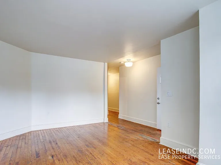 1708 3rd St NW #1 — Photo 5
