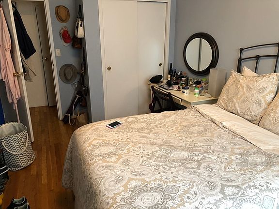 5th image of 151 E 3rd St #2I