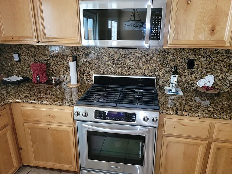 108 Eagles Roost Ct — Photo 6