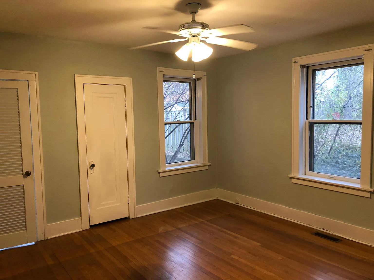 7325 Arlington Drive — Photo 3