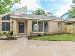 1623 Cherry Ridge Dr, Houston, TX 77077