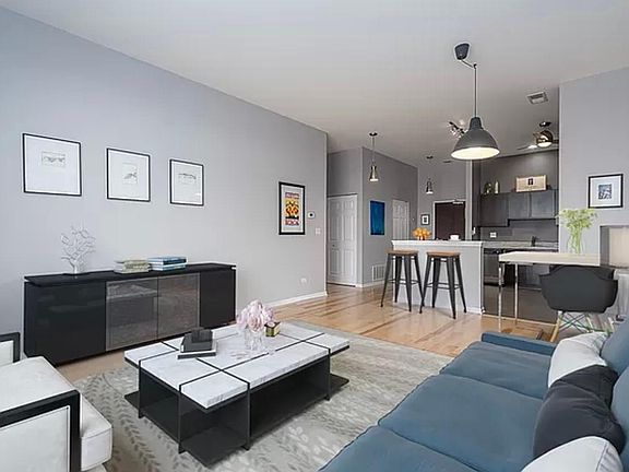 3rd image of 300 Village Cir Unit 108