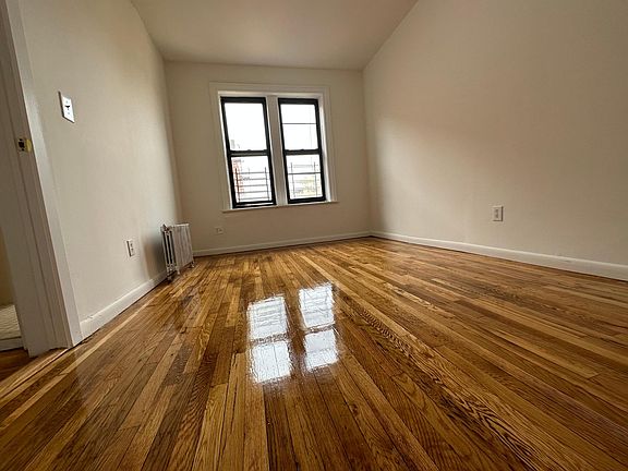 4th image of 2280 Grand Ave #4E-1