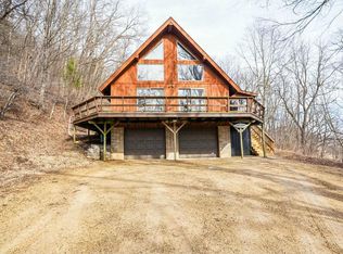 E5558 Spring Coulee Rd, Coon Valley, WI 54623