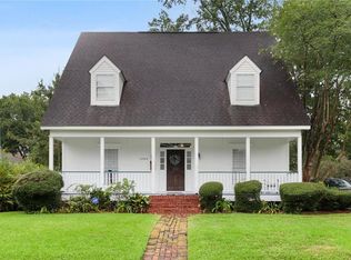 10548 Carthage St, River Ridge, LA 70123