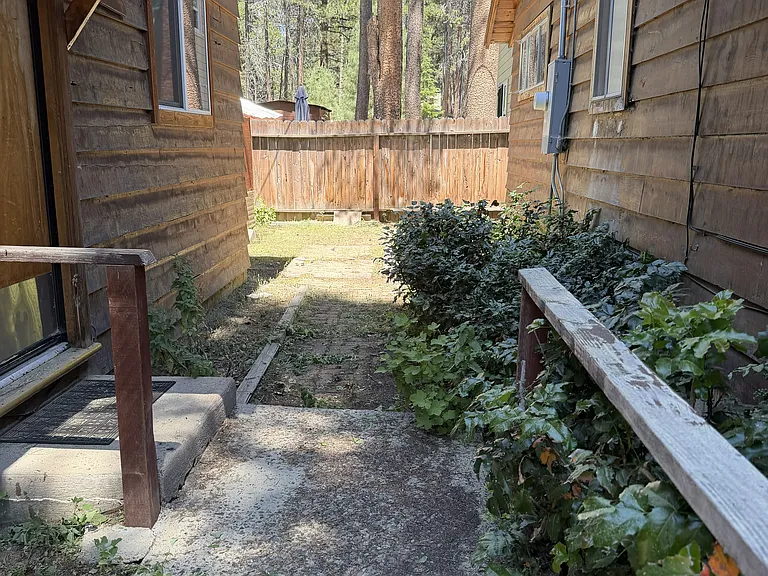 3731 Aspen Ave — Photo 3