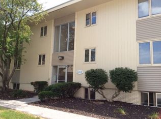 8519 Indian Hills Dr APT 7, Omaha, NE 68114
