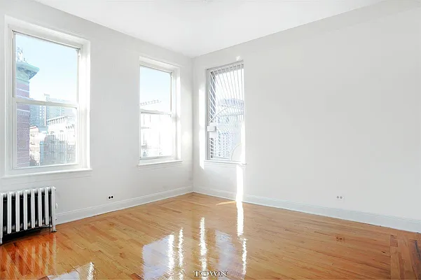 Rented by Town Residential | media 15